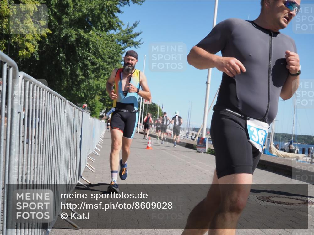 17.08.2025 - KN Förde Triathlon 2025 KatJ http://msf.ph/oto/8609028 17.08.2025 12:03:02 Laufen 310, 364 meine-sportfotos.de