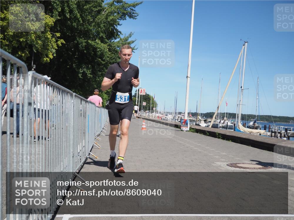 17.08.2025 - KN Förde Triathlon 2025 KatJ http://msf.ph/oto/8609040 17.08.2025 13:58:43 Laufen 357, 494, 523, 531, 546 meine-sportfotos.de