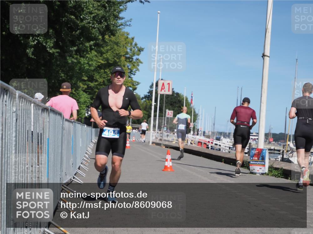 17.08.2025 - KN Förde Triathlon 2025 KatJ http://msf.ph/oto/8609068 17.08.2025 13:58:50 Laufen 436, 494 meine-sportfotos.de