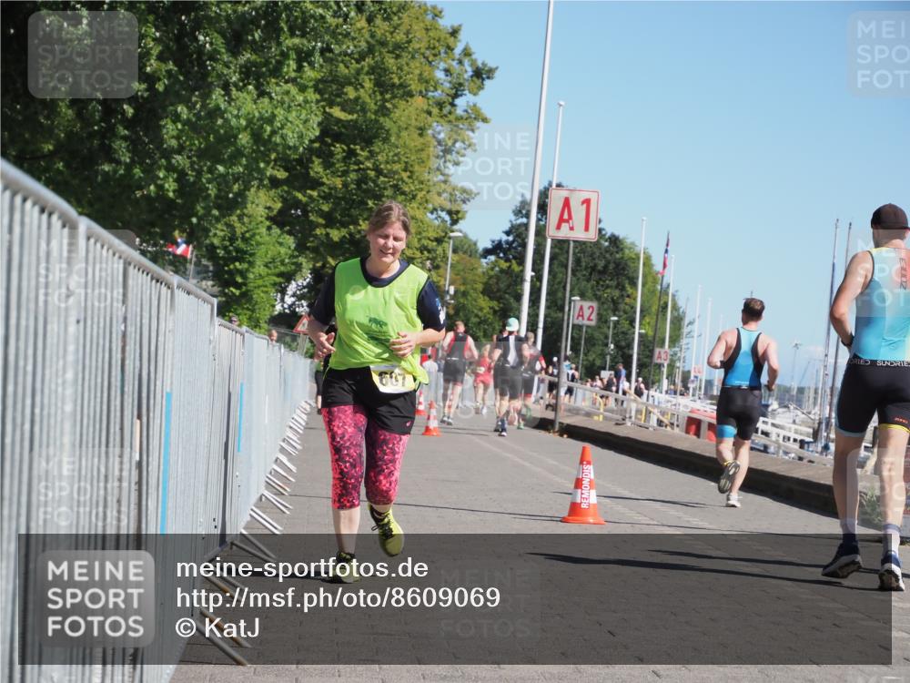 17.08.2025 - KN Förde Triathlon 2025 KatJ http://msf.ph/oto/8609069 17.08.2025 12:03:09 Laufen 607 meine-sportfotos.de