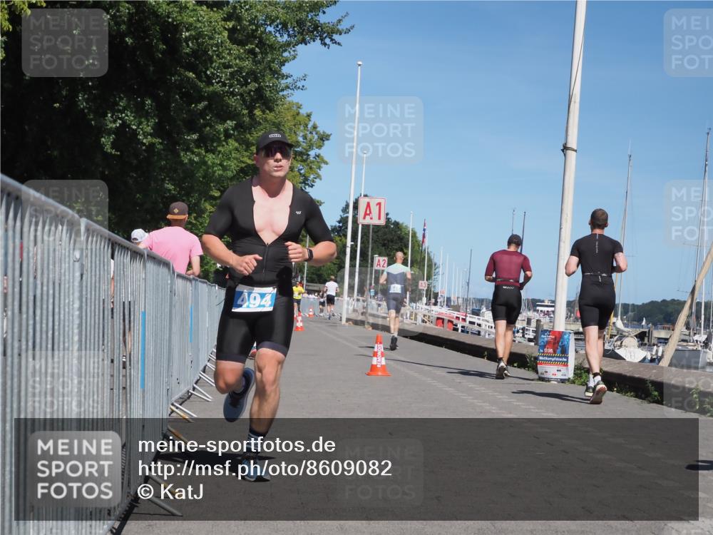 17.08.2025 - KN Förde Triathlon 2025 KatJ http://msf.ph/oto/8609082 17.08.2025 13:58:51 Laufen 436, 494 meine-sportfotos.de