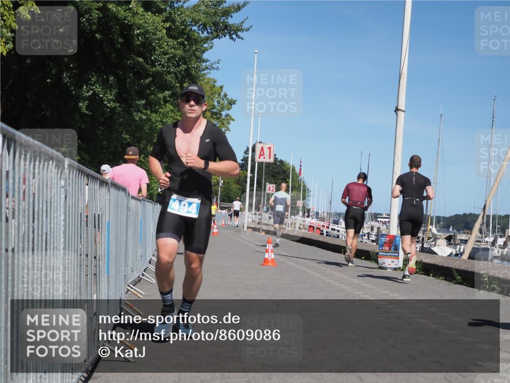 17.08.2025 - KN Förde Triathlon 2025 KatJ http://msf.ph/oto/8609086 17.08.2025 13:58:51 Laufen 436, 494 meine-sportfotos.de
