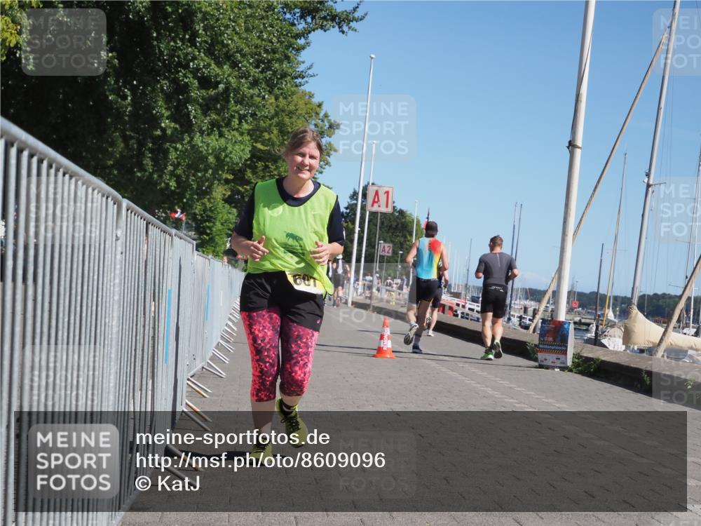 17.08.2025 - KN Förde Triathlon 2025 KatJ http://msf.ph/oto/8609096 17.08.2025 12:03:11 Laufen 607 meine-sportfotos.de