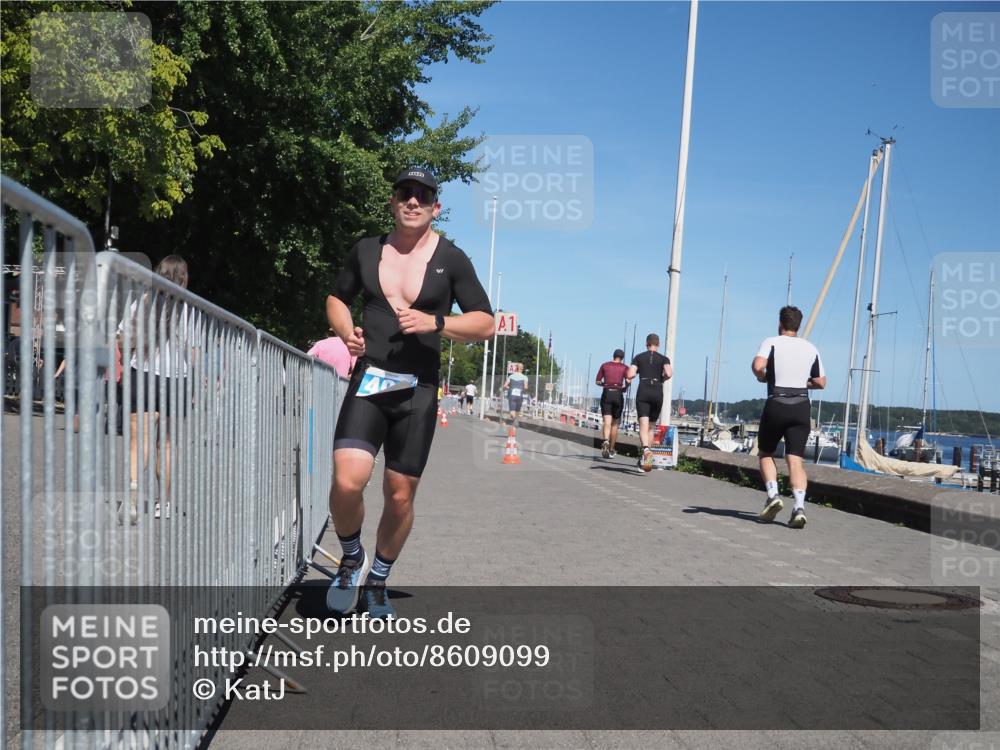 17.08.2025 - KN Förde Triathlon 2025 KatJ http://msf.ph/oto/8609099 17.08.2025 13:58:52 Laufen 436, 494 meine-sportfotos.de