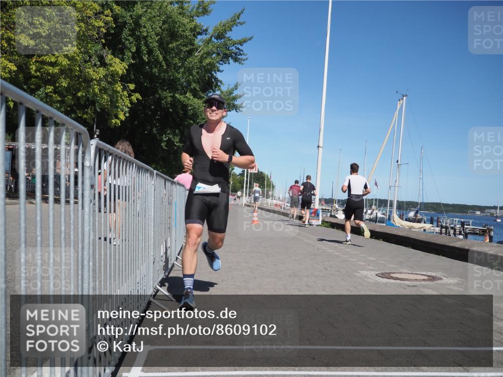 17.08.2025 - KN Förde Triathlon 2025 KatJ http://msf.ph/oto/8609102 17.08.2025 13:58:52 Laufen 436, 494 meine-sportfotos.de