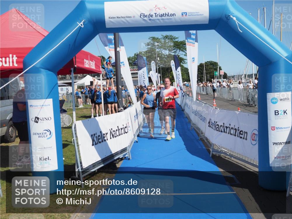 17.08.2025 - KN Förde Triathlon 2025 MichiJ http://msf.ph/oto/8609128 17.08.2025 12:32:26 Laufen 641 meine-sportfotos.de