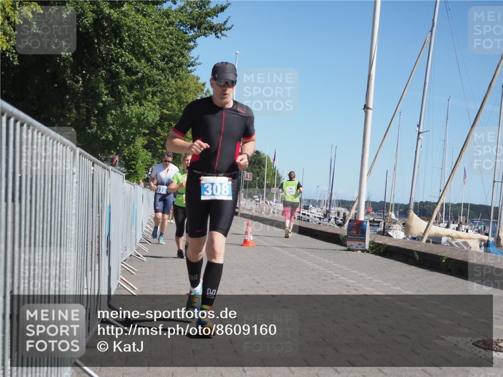 17.08.2025 - KN Förde Triathlon 2025 KatJ http://msf.ph/oto/8609160 17.08.2025 12:03:24 Laufen 308, 319, 328, 634 meine-sportfotos.de