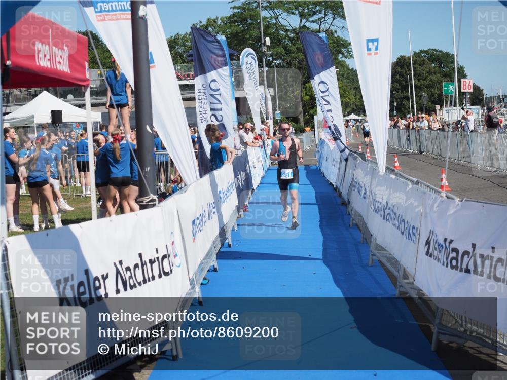 17.08.2025 - KN Förde Triathlon 2025 MichiJ http://msf.ph/oto/8609200 17.08.2025 12:32:43 Laufen 351 meine-sportfotos.de