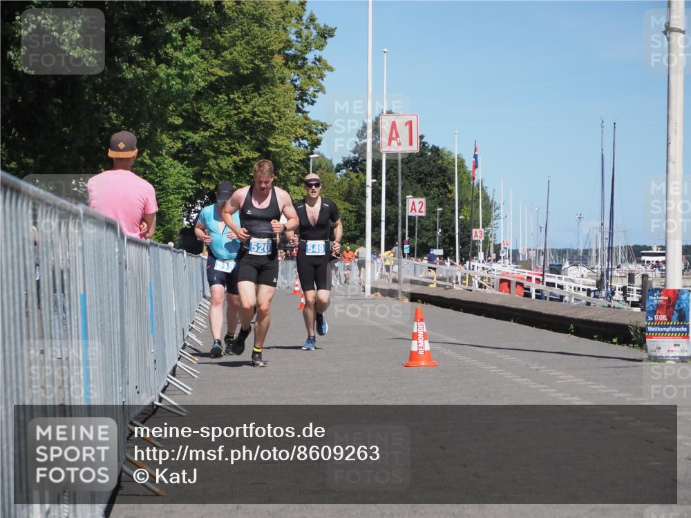 17.08.2025 - KN Förde Triathlon 2025 KatJ http://msf.ph/oto/8609263 17.08.2025 13:59:51 Laufen 438, 519, 520, 549 meine-sportfotos.de