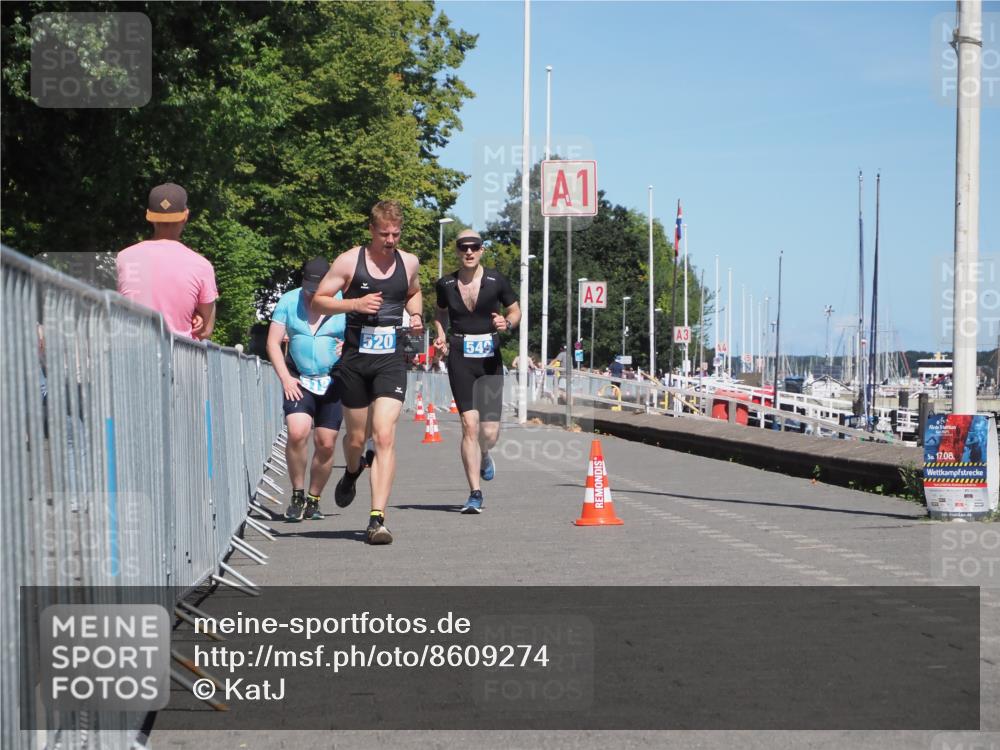 17.08.2025 - KN Förde Triathlon 2025 KatJ http://msf.ph/oto/8609274 17.08.2025 13:59:51 Laufen 438, 519, 520, 549 meine-sportfotos.de