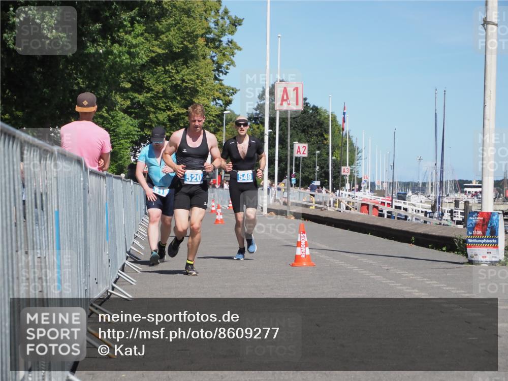 17.08.2025 - KN Förde Triathlon 2025 KatJ http://msf.ph/oto/8609277 17.08.2025 13:59:51 Laufen 438, 519, 520, 549 meine-sportfotos.de