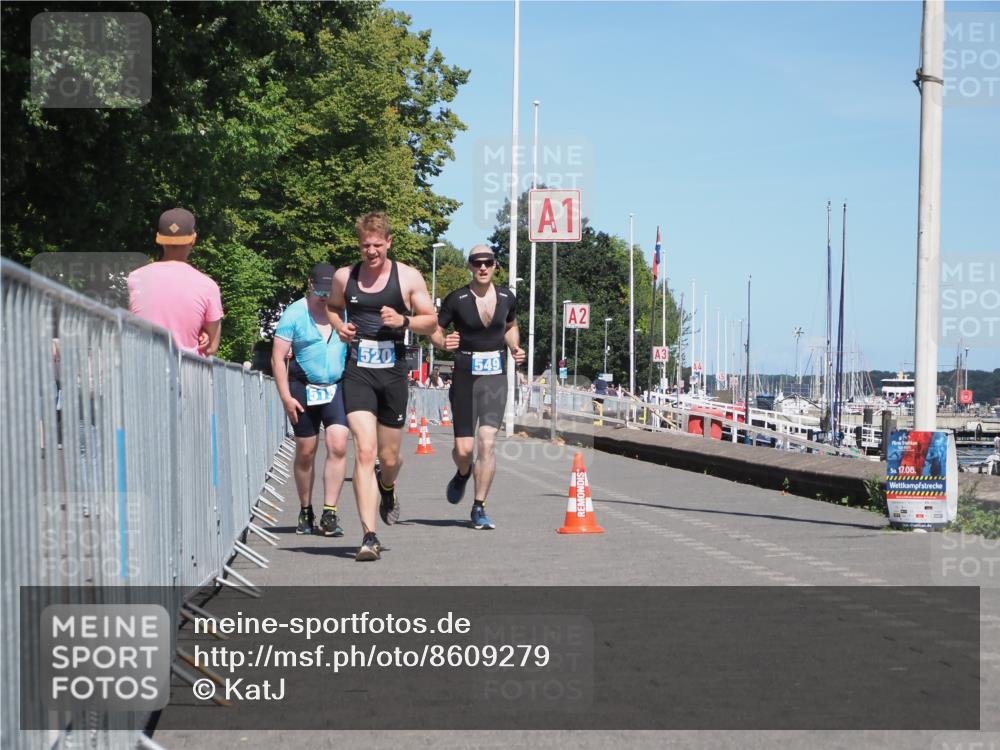 17.08.2025 - KN Förde Triathlon 2025 KatJ http://msf.ph/oto/8609279 17.08.2025 13:59:52 Laufen 438, 519, 520, 549 meine-sportfotos.de