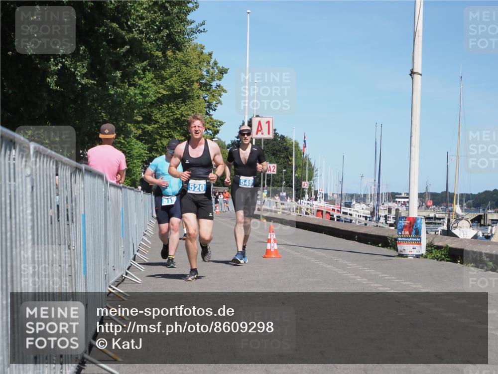 17.08.2025 - KN Förde Triathlon 2025 KatJ http://msf.ph/oto/8609298 17.08.2025 13:59:53 Laufen 438, 519, 520, 549 meine-sportfotos.de