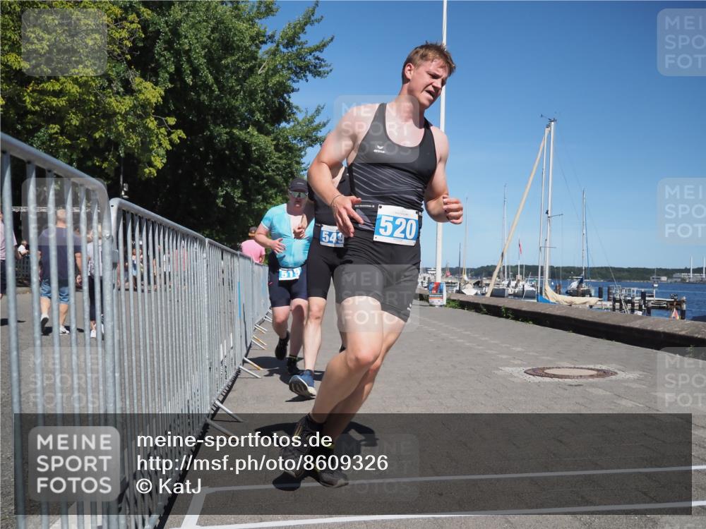 17.08.2025 - KN Förde Triathlon 2025 KatJ http://msf.ph/oto/8609326 17.08.2025 13:59:56 Laufen 438, 519, 520, 549 meine-sportfotos.de