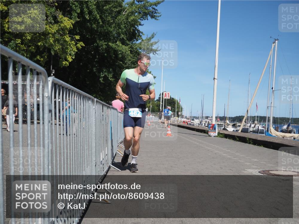 17.08.2025 - KN Förde Triathlon 2025 KatJ http://msf.ph/oto/8609438 17.08.2025 14:00:12 Laufen 482, 518 meine-sportfotos.de