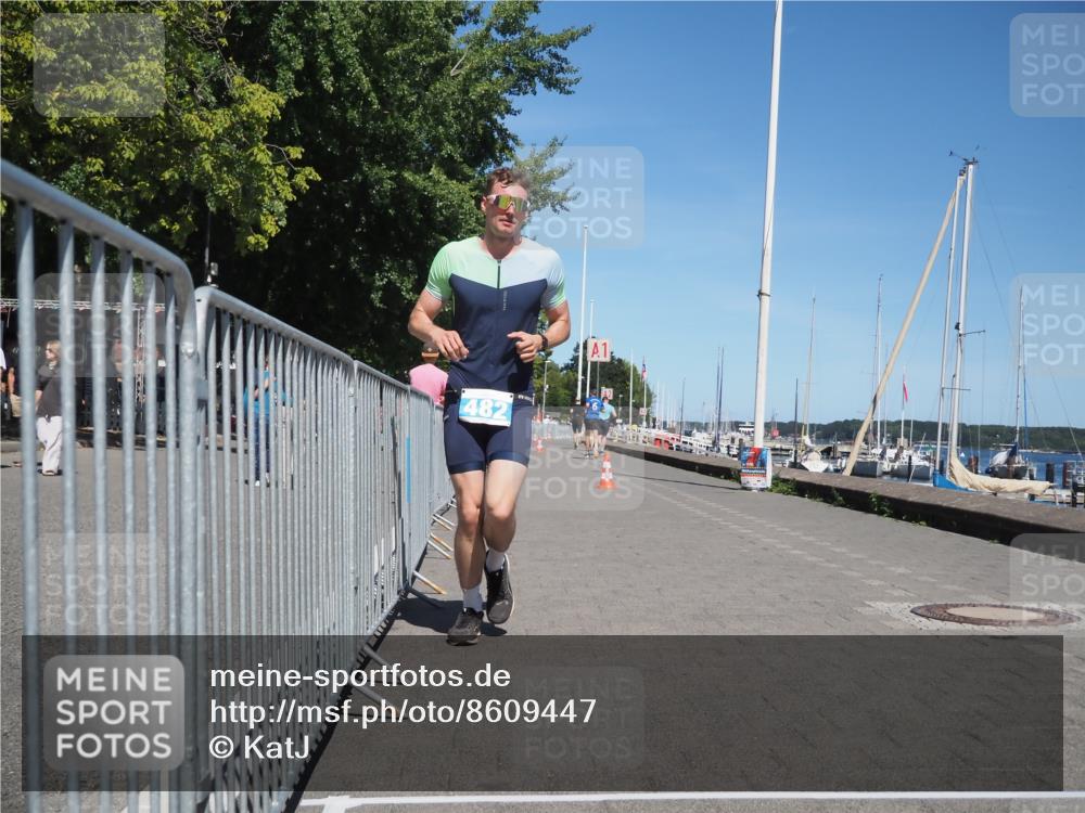 17.08.2025 - KN Förde Triathlon 2025 KatJ http://msf.ph/oto/8609447 17.08.2025 14:00:12 Laufen 482, 518 meine-sportfotos.de