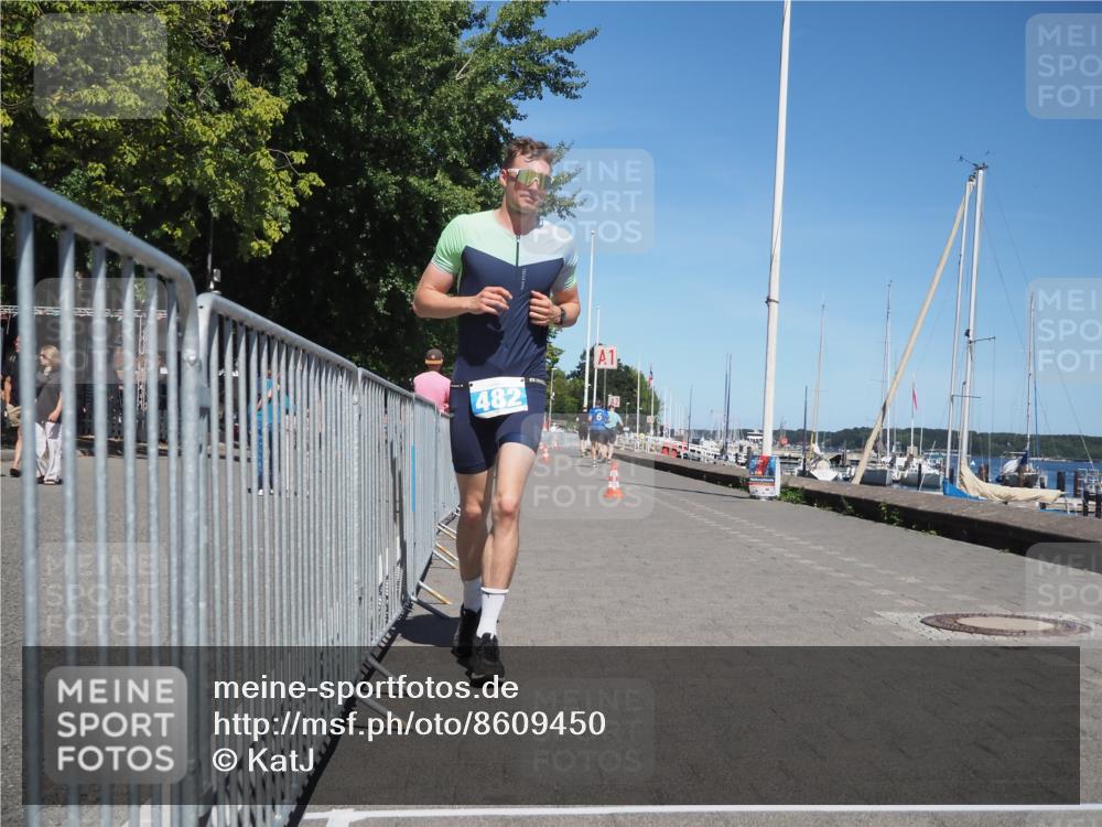 17.08.2025 - KN Förde Triathlon 2025 KatJ http://msf.ph/oto/8609450 17.08.2025 14:00:12 Laufen 482, 518 meine-sportfotos.de