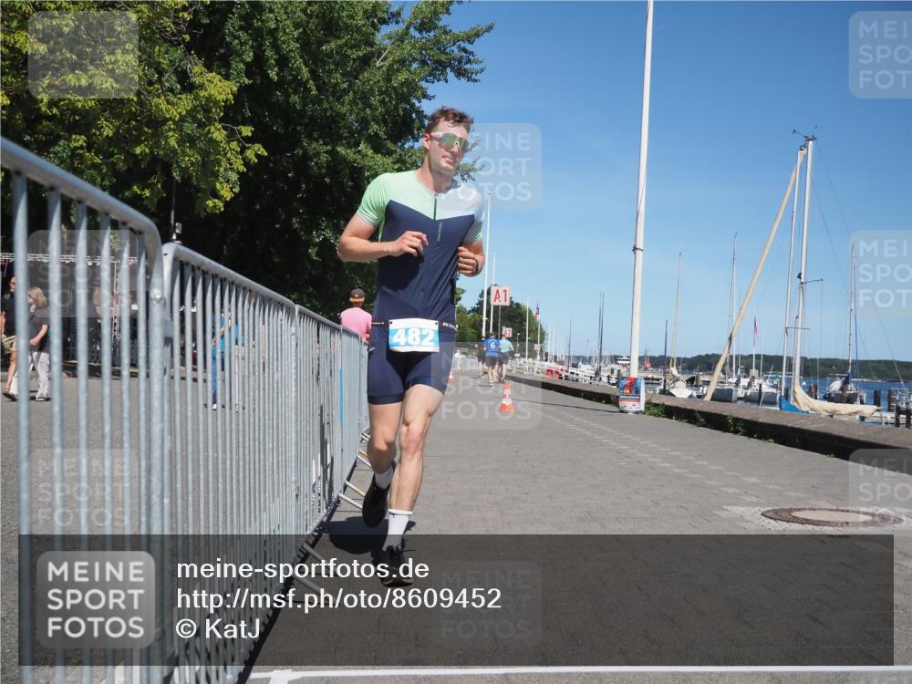 17.08.2025 - KN Förde Triathlon 2025 KatJ http://msf.ph/oto/8609452 17.08.2025 14:00:12 Laufen 482, 518 meine-sportfotos.de