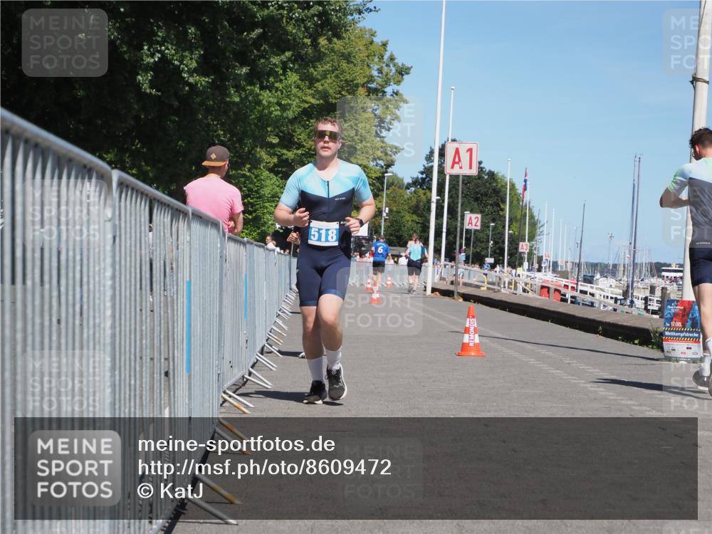 17.08.2025 - KN Förde Triathlon 2025 KatJ http://msf.ph/oto/8609472 17.08.2025 14:00:18 Laufen 517, 518 meine-sportfotos.de