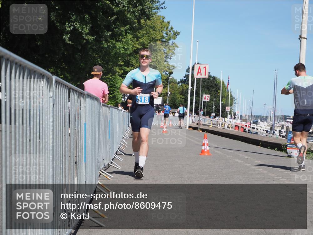 17.08.2025 - KN Förde Triathlon 2025 KatJ http://msf.ph/oto/8609475 17.08.2025 14:00:19 Laufen 517, 518 meine-sportfotos.de