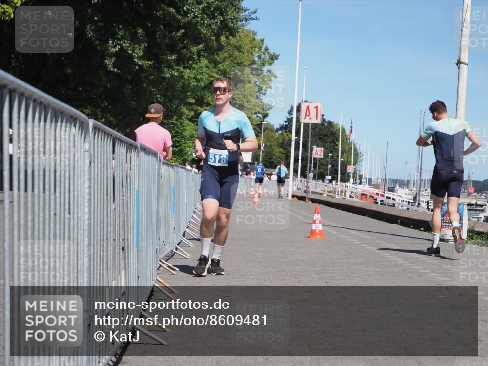 17.08.2025 - KN Förde Triathlon 2025 KatJ http://msf.ph/oto/8609481 17.08.2025 14:00:19 Laufen 517, 518 meine-sportfotos.de
