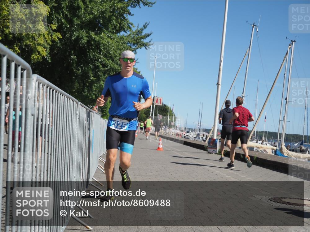 17.08.2025 - KN Förde Triathlon 2025 KatJ http://msf.ph/oto/8609488 17.08.2025 12:03:51 Laufen 291, 325, 370, 373, 622 meine-sportfotos.de