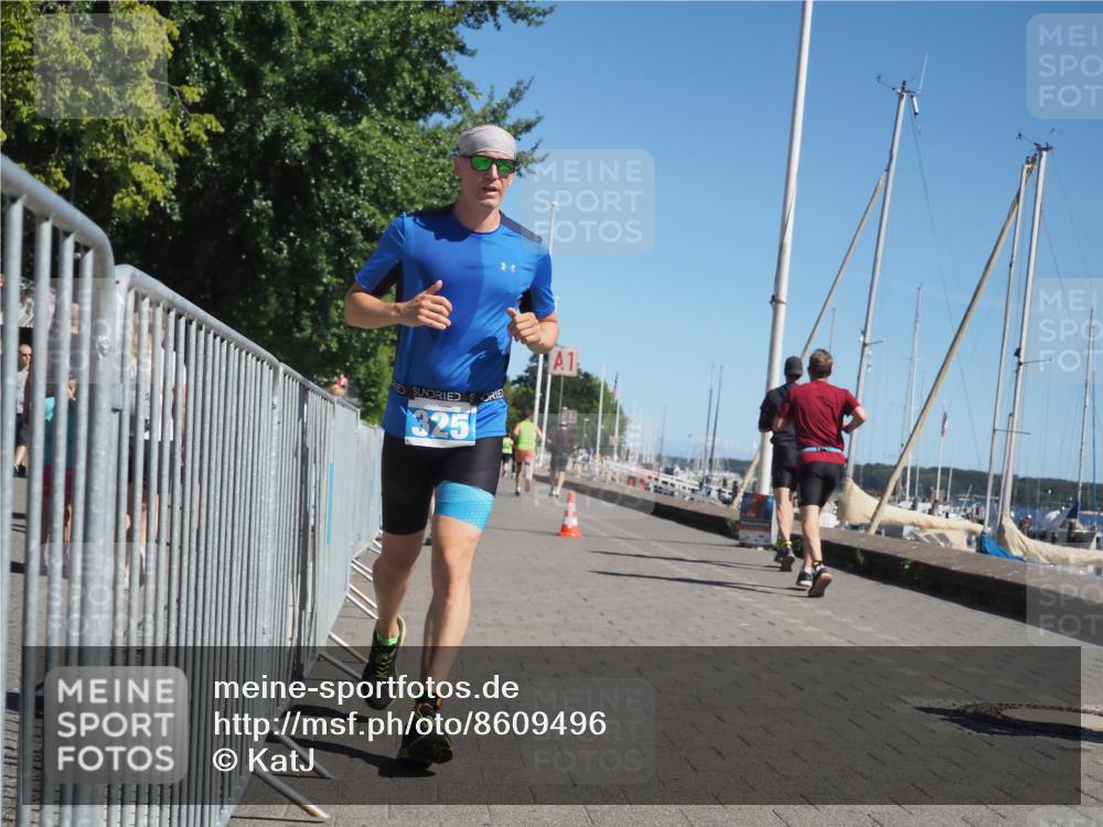17.08.2025 - KN Förde Triathlon 2025 KatJ http://msf.ph/oto/8609496 17.08.2025 12:03:51 Laufen 291, 325, 370, 373, 622 meine-sportfotos.de