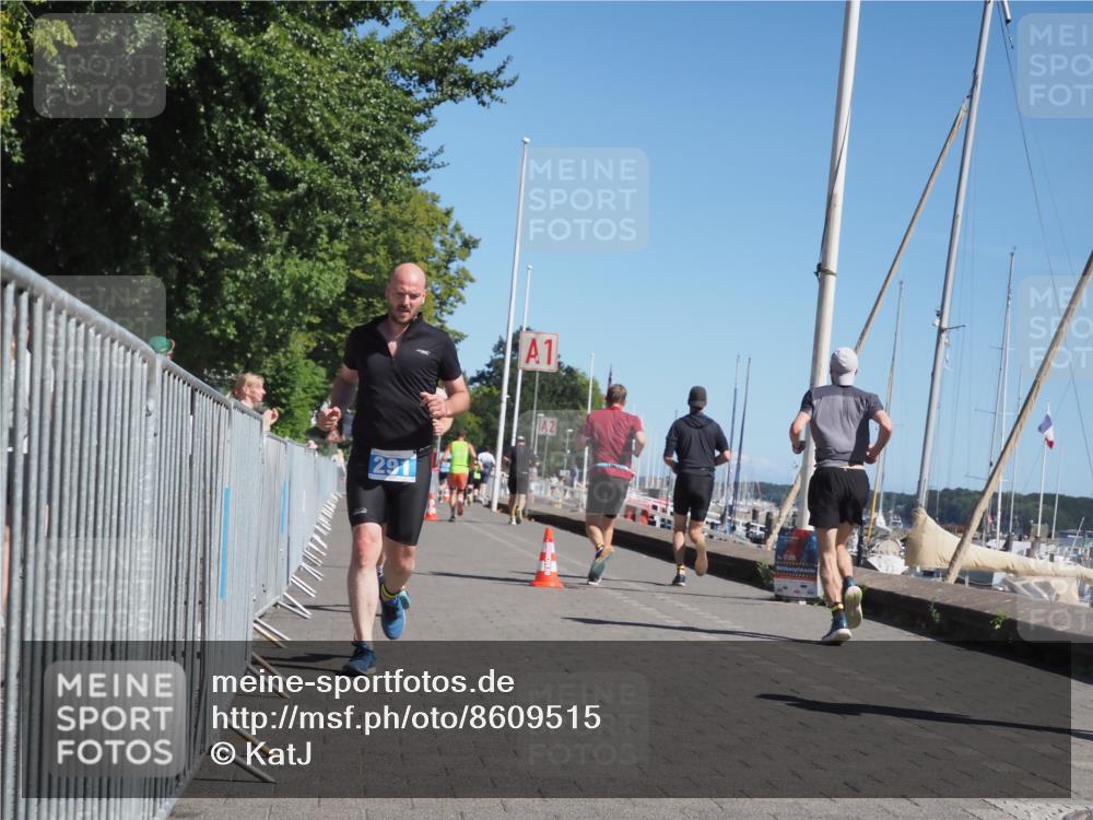 17.08.2025 - KN Förde Triathlon 2025 KatJ http://msf.ph/oto/8609515 17.08.2025 12:03:54 Laufen 291, 325, 370 meine-sportfotos.de