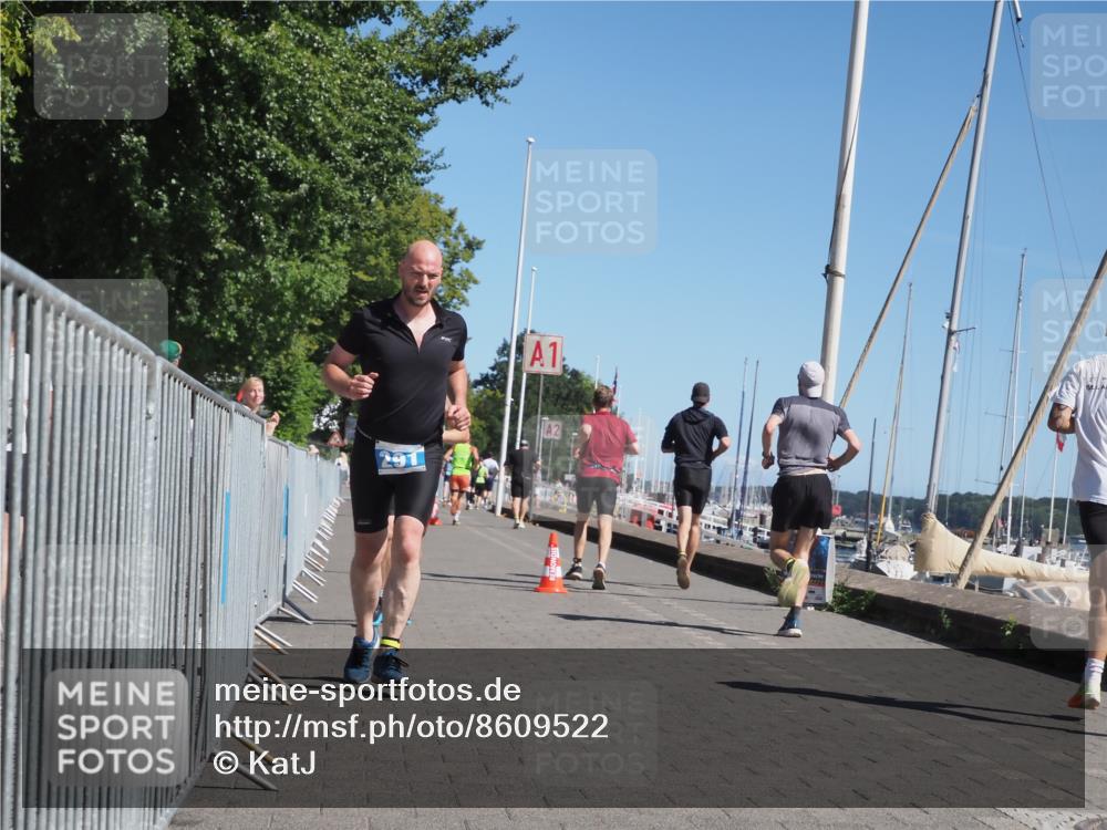17.08.2025 - KN Förde Triathlon 2025 KatJ http://msf.ph/oto/8609522 17.08.2025 12:03:54 Laufen 291, 325, 370 meine-sportfotos.de
