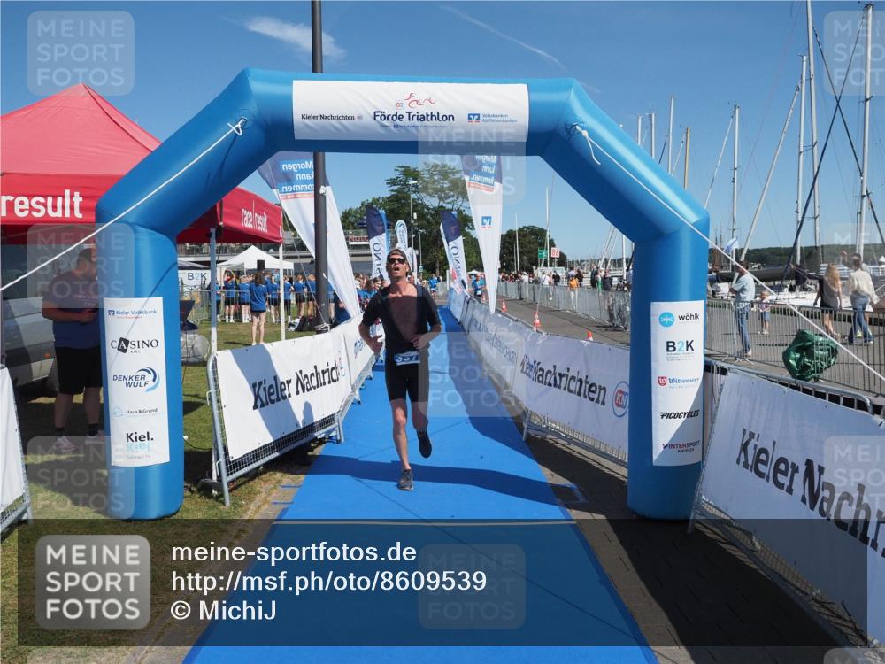 17.08.2025 - KN Förde Triathlon 2025 MichiJ http://msf.ph/oto/8609539 17.08.2025 12:33:48 Laufen 337 meine-sportfotos.de