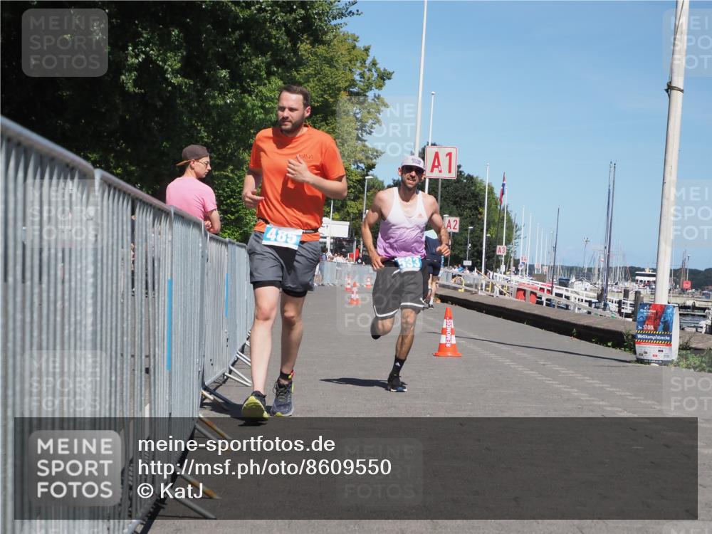 17.08.2025 - KN Förde Triathlon 2025 KatJ http://msf.ph/oto/8609550 17.08.2025 14:00:28 Laufen 485, 533 meine-sportfotos.de