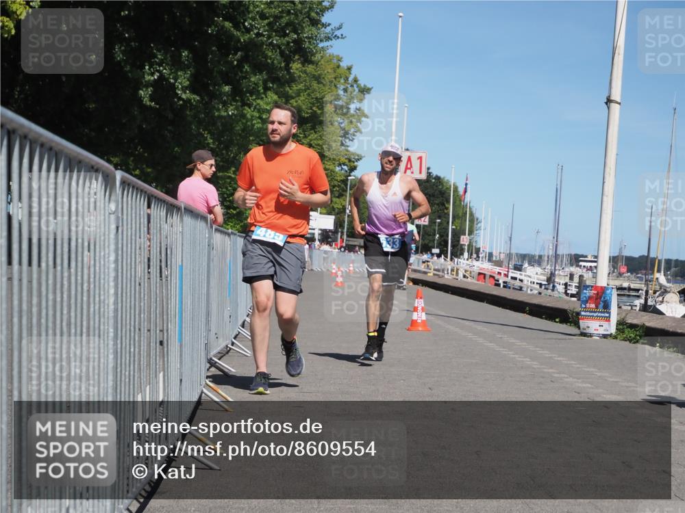 17.08.2025 - KN Förde Triathlon 2025 KatJ http://msf.ph/oto/8609554 17.08.2025 14:00:28 Laufen 485, 533 meine-sportfotos.de