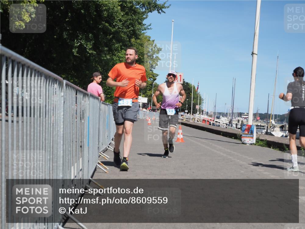 17.08.2025 - KN Förde Triathlon 2025 KatJ http://msf.ph/oto/8609559 17.08.2025 14:00:29 Laufen 485, 533 meine-sportfotos.de