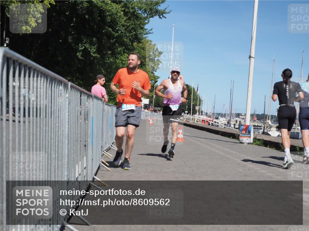 17.08.2025 - KN Förde Triathlon 2025 KatJ http://msf.ph/oto/8609562 17.08.2025 14:00:29 Laufen 485, 533 meine-sportfotos.de