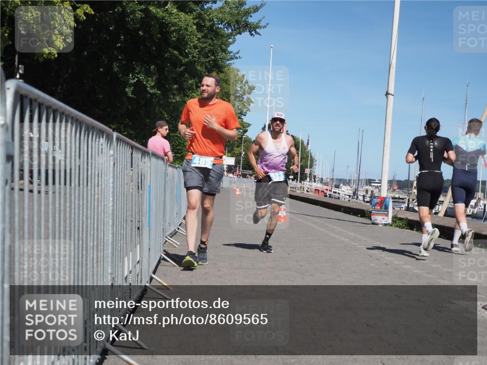 17.08.2025 - KN Förde Triathlon 2025 KatJ http://msf.ph/oto/8609565 17.08.2025 14:00:29 Laufen 485, 533 meine-sportfotos.de
