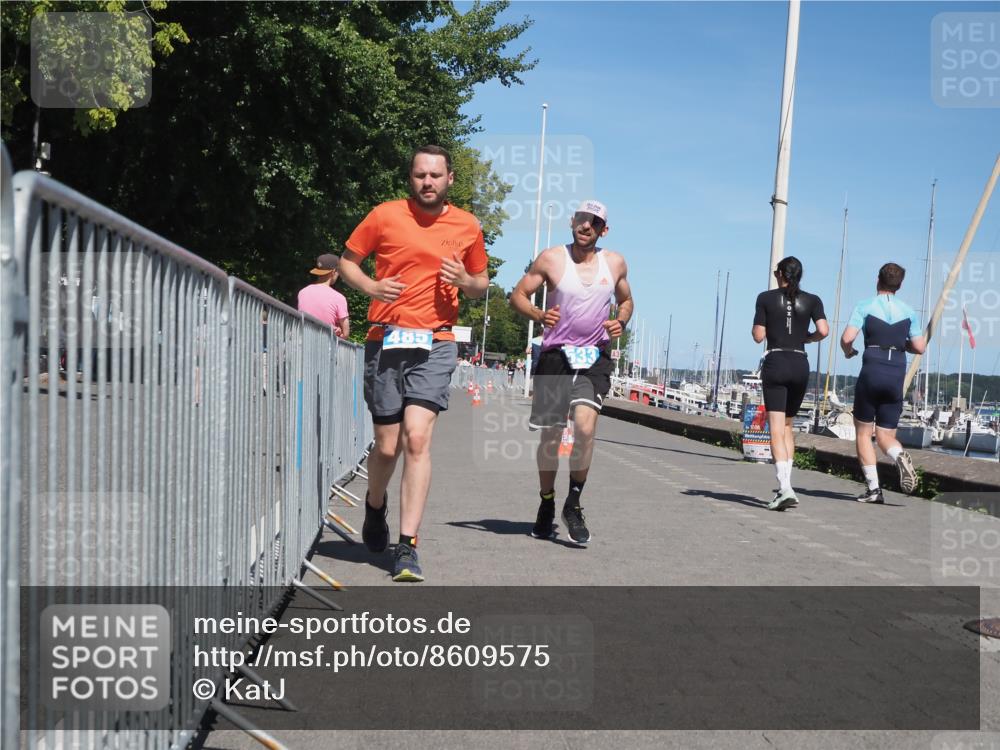 17.08.2025 - KN Förde Triathlon 2025 KatJ http://msf.ph/oto/8609575 17.08.2025 14:00:29 Laufen 485, 533 meine-sportfotos.de