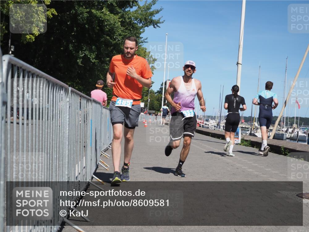 17.08.2025 - KN Förde Triathlon 2025 KatJ http://msf.ph/oto/8609581 17.08.2025 14:00:30 Laufen 485, 533 meine-sportfotos.de