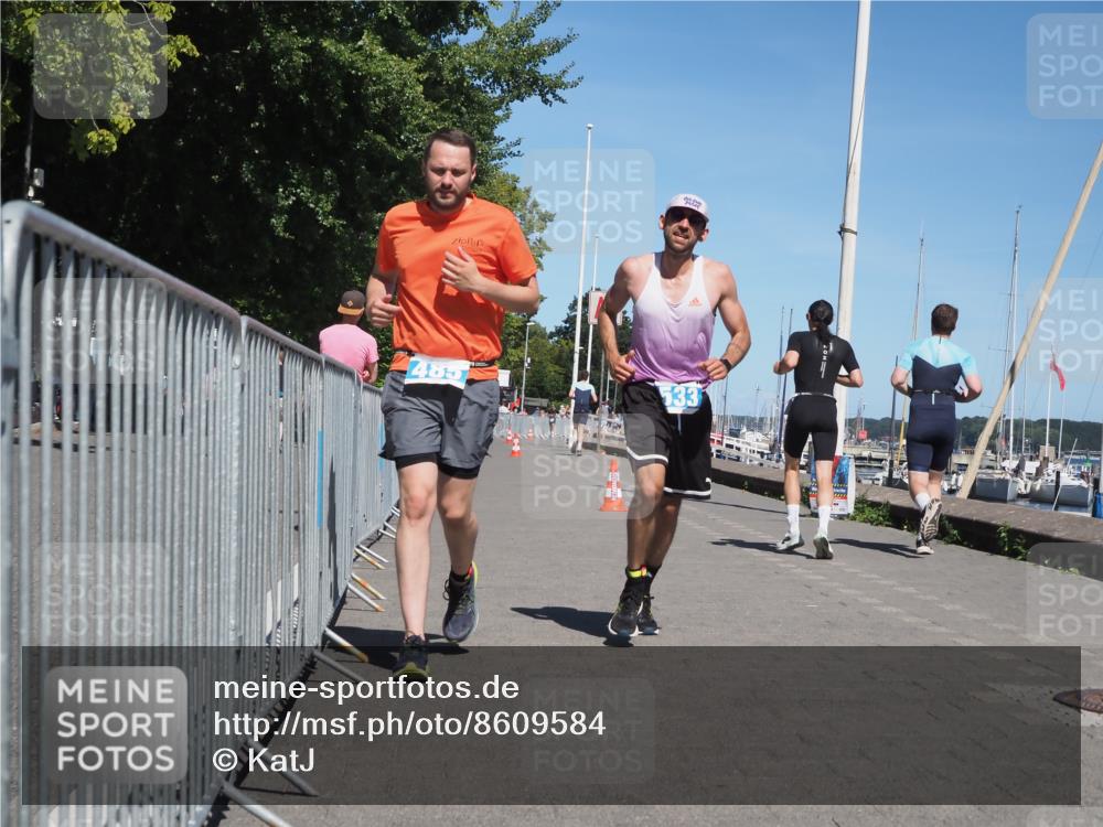 17.08.2025 - KN Förde Triathlon 2025 KatJ http://msf.ph/oto/8609584 17.08.2025 14:00:30 Laufen 485, 533 meine-sportfotos.de