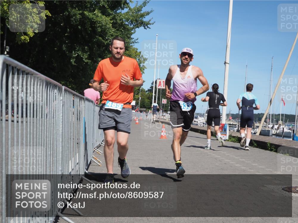 17.08.2025 - KN Förde Triathlon 2025 KatJ http://msf.ph/oto/8609587 17.08.2025 14:00:30 Laufen 485, 533 meine-sportfotos.de