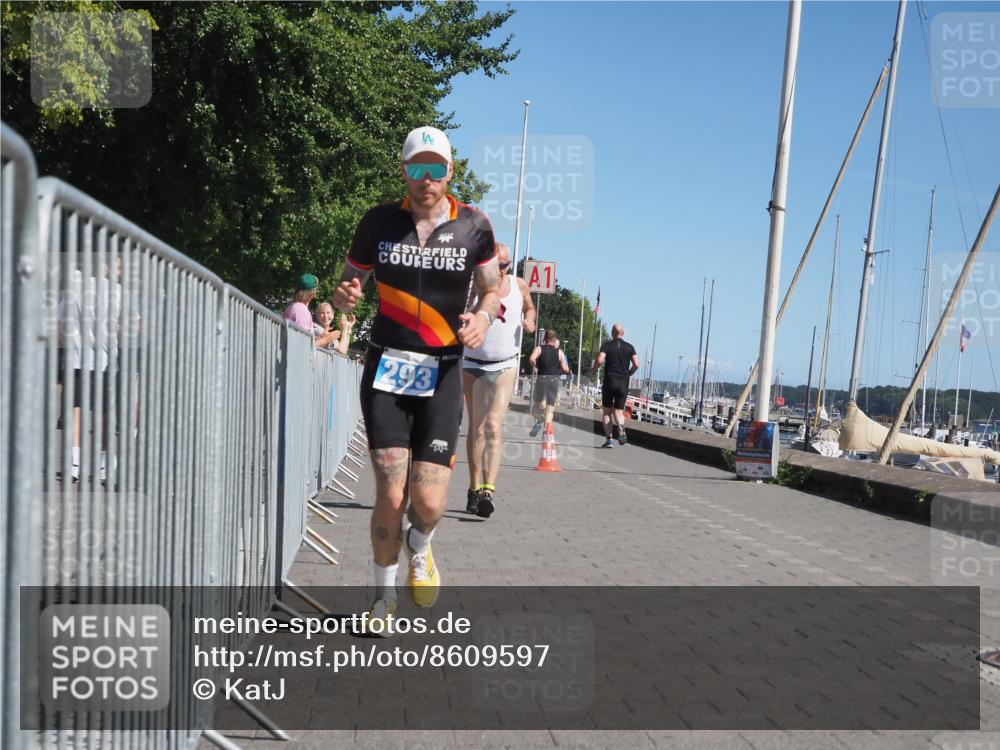 17.08.2025 - KN Förde Triathlon 2025 KatJ http://msf.ph/oto/8609597 17.08.2025 12:04:07 Laufen 293, 346, 623 meine-sportfotos.de
