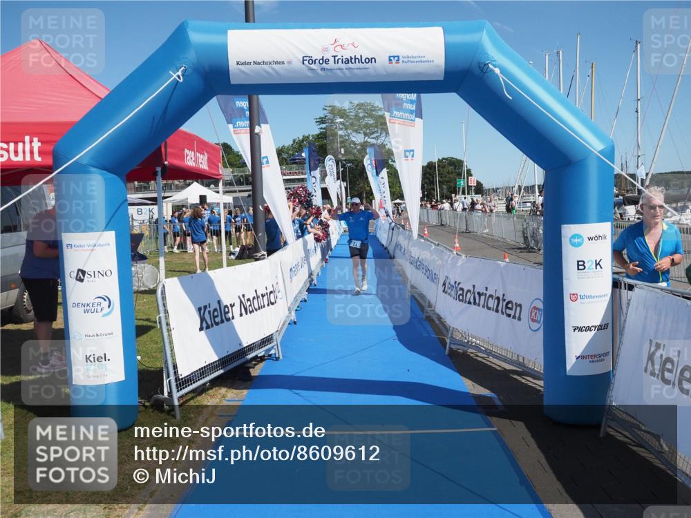 17.08.2025 - KN Förde Triathlon 2025 MichiJ http://msf.ph/oto/8609612 17.08.2025 12:34:01 Laufen 376 meine-sportfotos.de