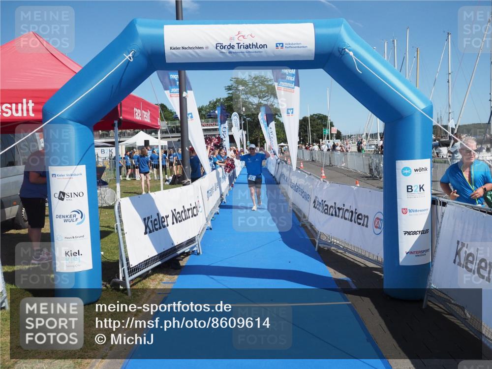 17.08.2025 - KN Förde Triathlon 2025 MichiJ http://msf.ph/oto/8609614 17.08.2025 12:34:01 Laufen 376 meine-sportfotos.de