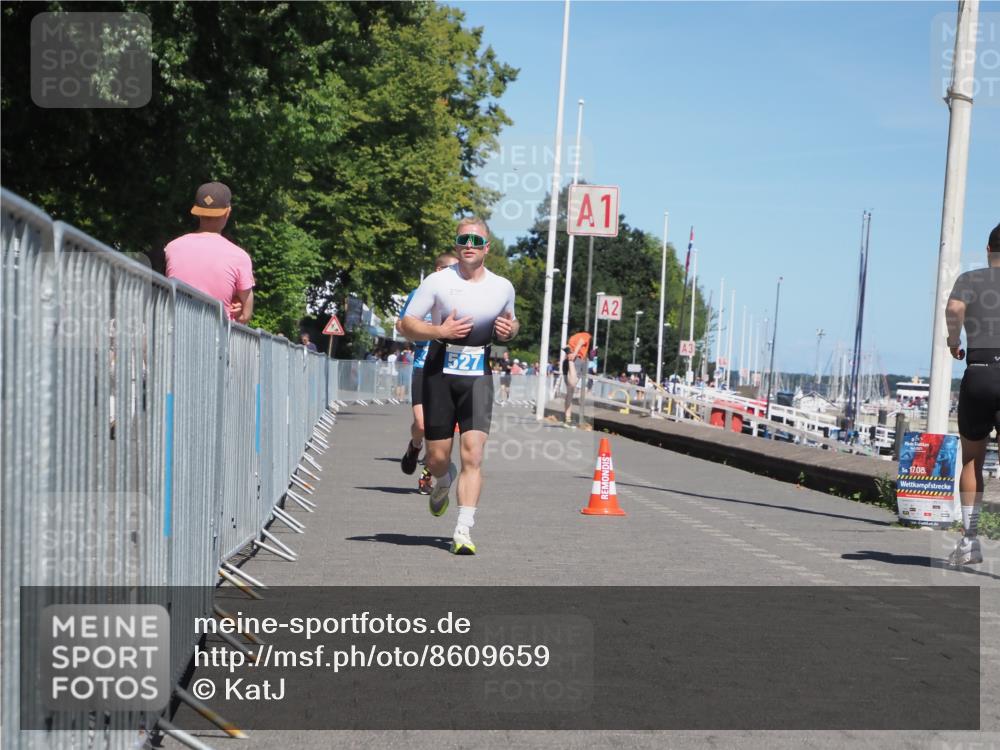 17.08.2025 - KN Förde Triathlon 2025 KatJ http://msf.ph/oto/8609659 17.08.2025 14:01:10 Laufen 492, 527 meine-sportfotos.de