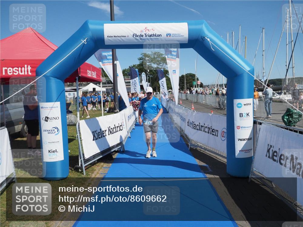 17.08.2025 - KN Förde Triathlon 2025 MichiJ http://msf.ph/oto/8609662 17.08.2025 12:34:04 Laufen 376 meine-sportfotos.de