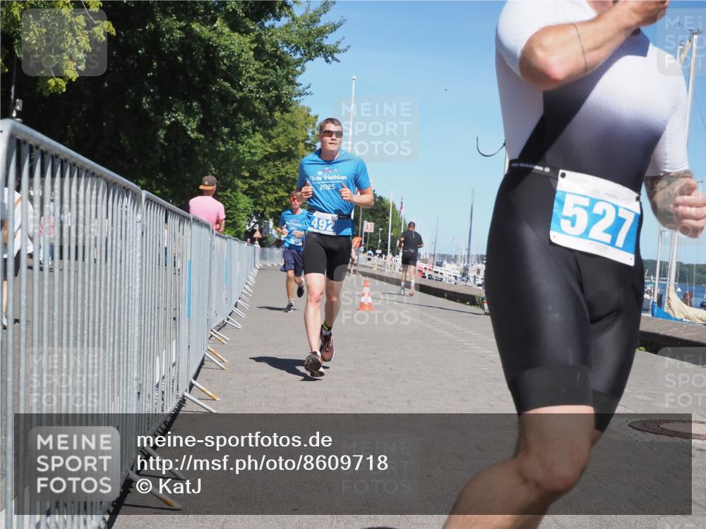 17.08.2025 - KN Förde Triathlon 2025 KatJ http://msf.ph/oto/8609718 17.08.2025 14:01:14 Laufen 478, 492, 527 meine-sportfotos.de