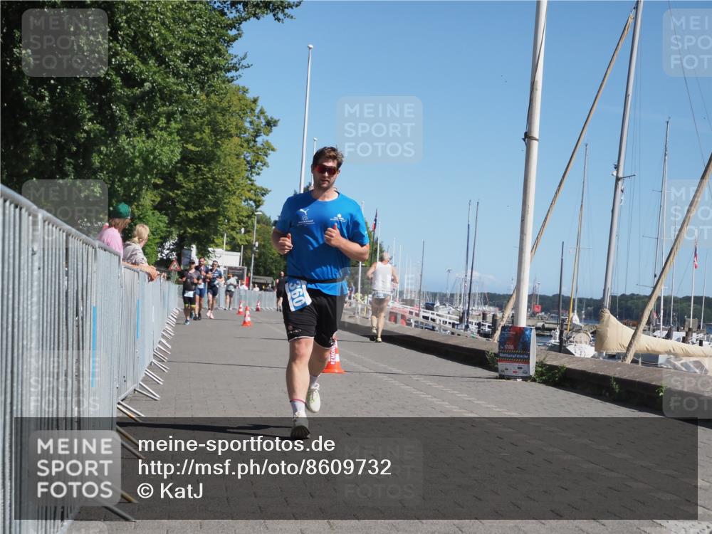 17.08.2025 - KN Förde Triathlon 2025 KatJ http://msf.ph/oto/8609732 17.08.2025 12:04:26 Laufen 360 meine-sportfotos.de