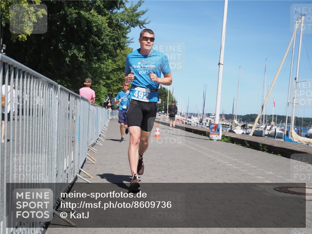17.08.2025 - KN Förde Triathlon 2025 KatJ http://msf.ph/oto/8609736 17.08.2025 14:01:15 Laufen 478, 492, 527 meine-sportfotos.de