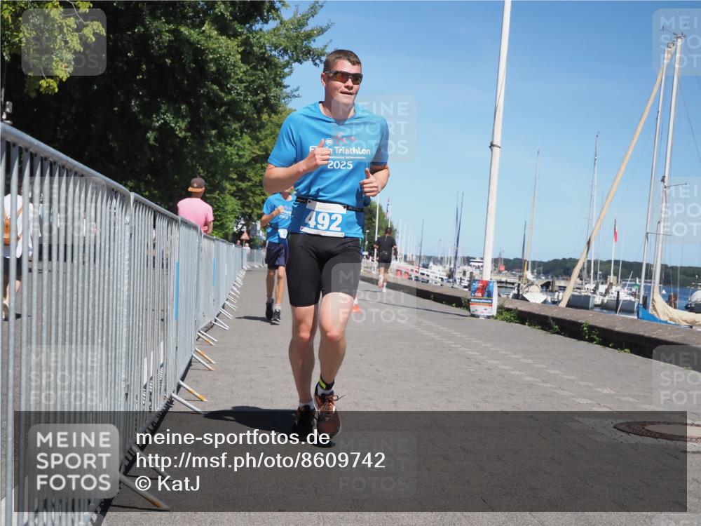17.08.2025 - KN Förde Triathlon 2025 KatJ http://msf.ph/oto/8609742 17.08.2025 14:01:16 Laufen 478, 492, 527 meine-sportfotos.de