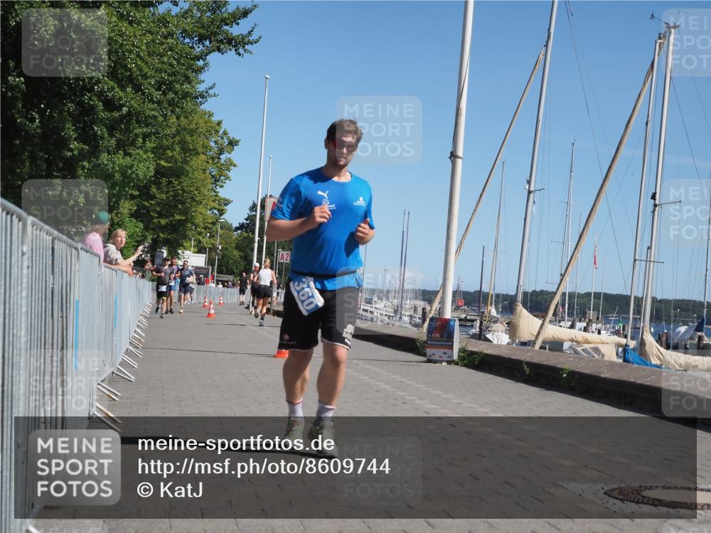 17.08.2025 - KN Förde Triathlon 2025 KatJ http://msf.ph/oto/8609744 17.08.2025 12:04:27 Laufen 360 meine-sportfotos.de