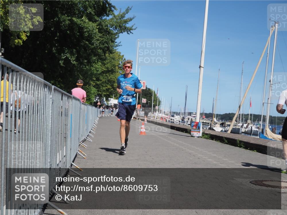 17.08.2025 - KN Förde Triathlon 2025 KatJ http://msf.ph/oto/8609753 17.08.2025 14:01:18 Laufen 478, 492 meine-sportfotos.de